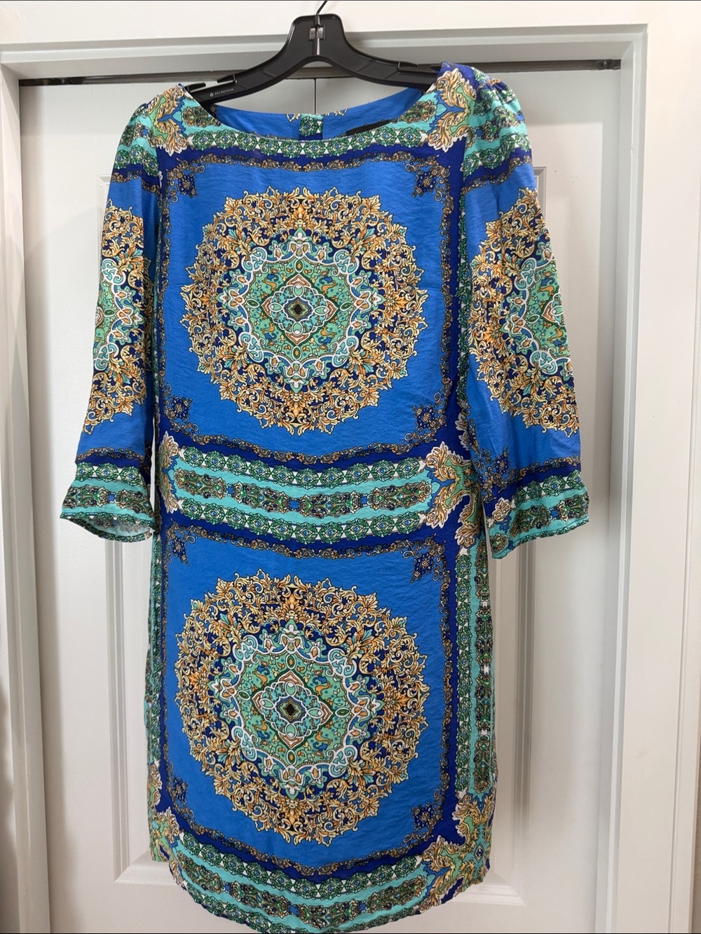 Blue Medallion Print Shift Dress by Laundry Shelli Segal